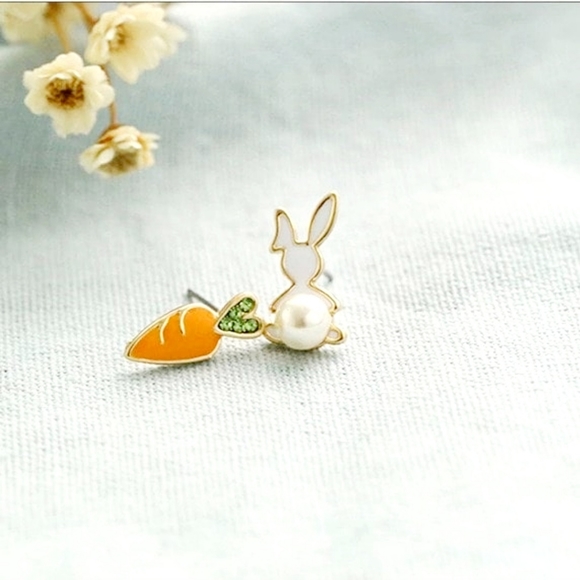 Gold plated green crystal Orange carrot Bunny pearl earrings silver post - Picture 6 of 11